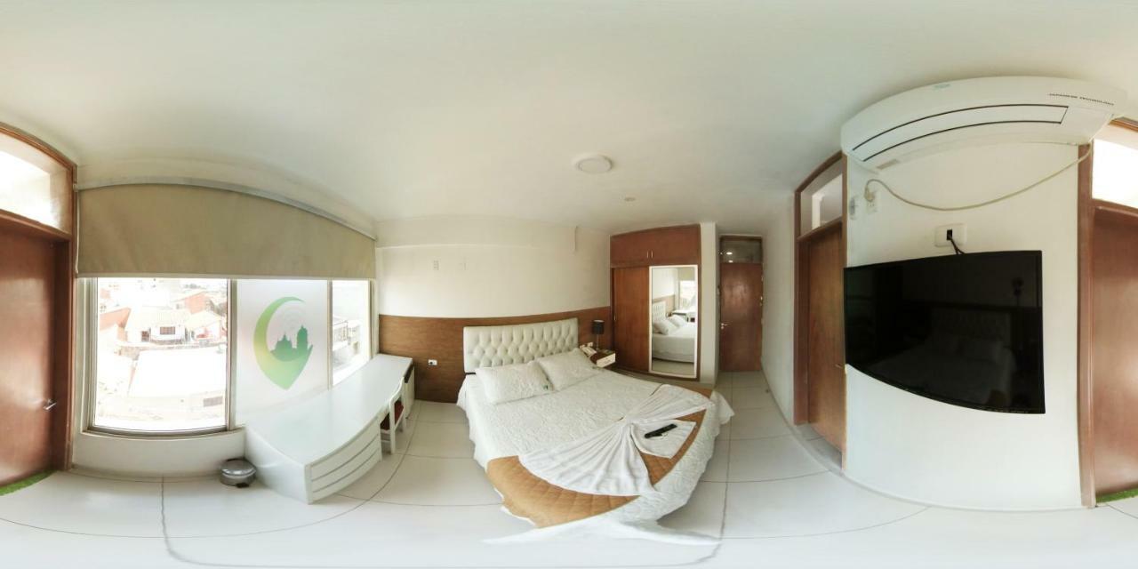 Hotel Plaza 24 Санта-Крус-де-ла-Сьерра Экстерьер фото